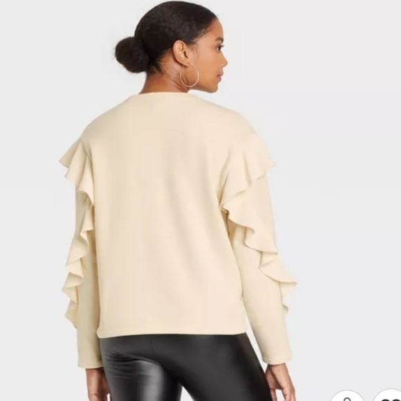 Who What Wear Women's Puff Long Sleeve Ruffle Cream Sweatshirt Size XS - Picture 2 of 7